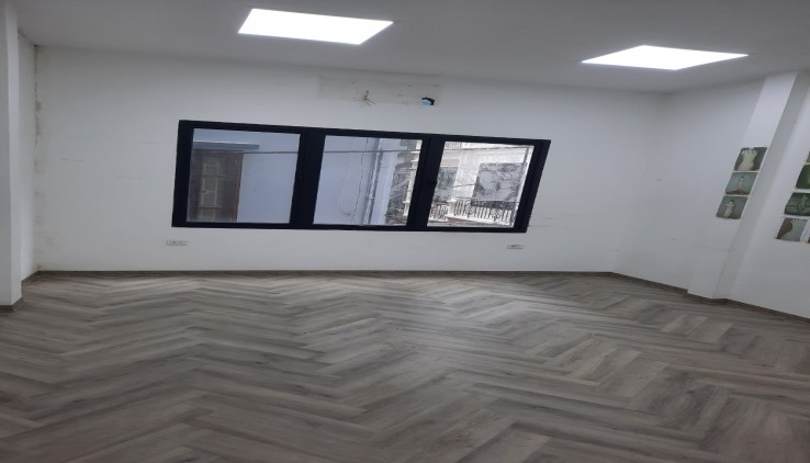 CHO THUÊ MBKD SPA, VP PHỐ ĐỖ QUANG, CẦU GIẤY, 5 TẦNG, 60M2, 6N, MT 4.2M, 42 TRIỆU